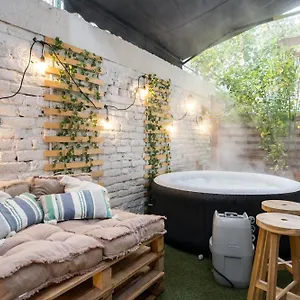 Downtown Urban Spot Jacuzzi&cinema Universitate Bucureşti