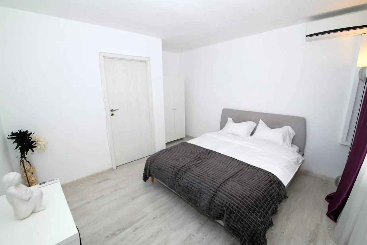 Musical Apartament Apartment Bucharest